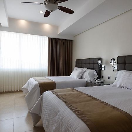Hotel Maria Fernanda Inn Zitácuaro Kültér fotó